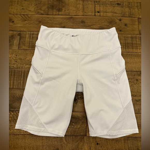 Athleta White Contender 9” Running Shorts - Size Small - Picture 2 of 7